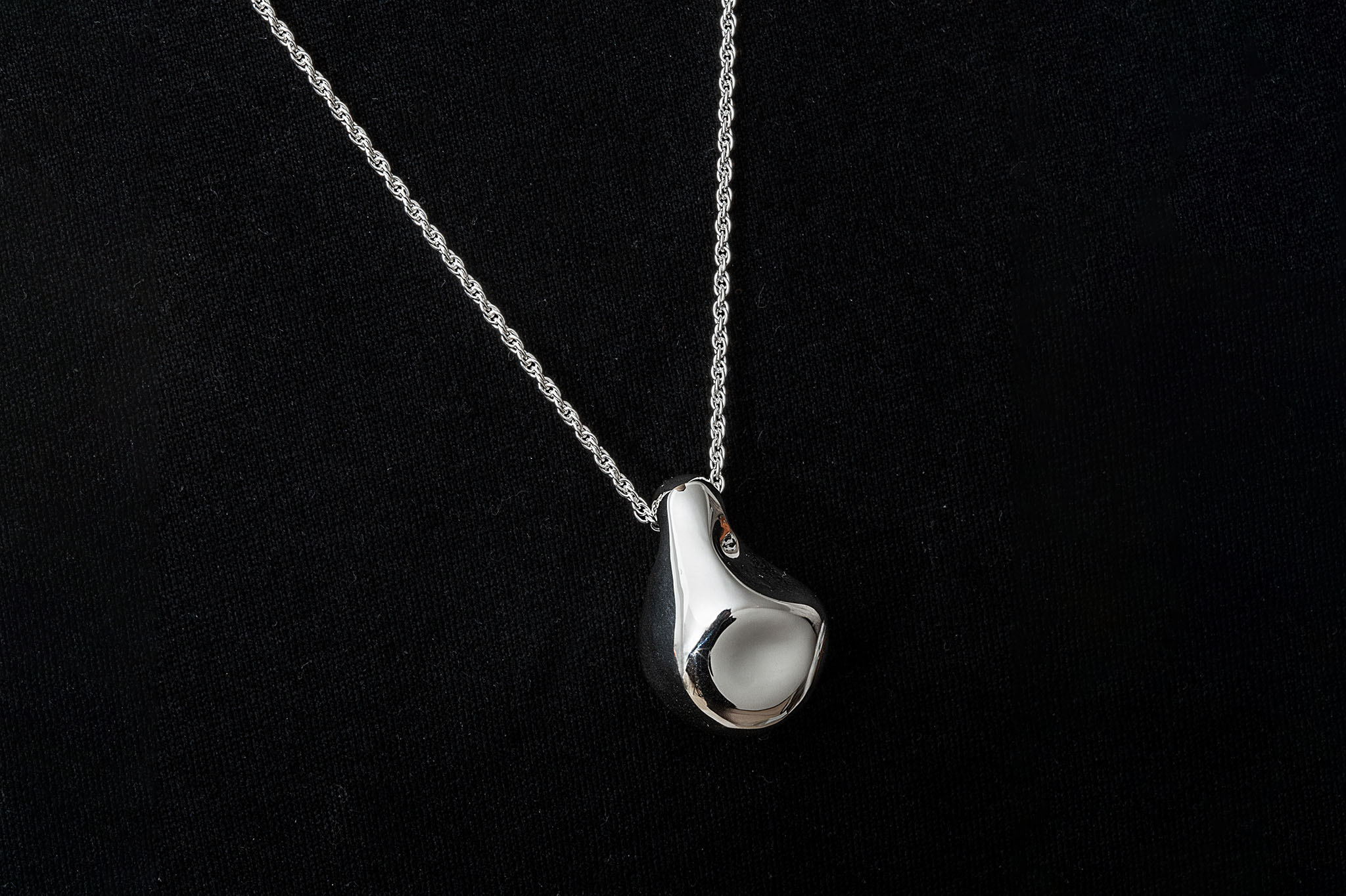 イヤーカフの歴史 ｜ジュエリーブランド【AROM. 】オンラインストア