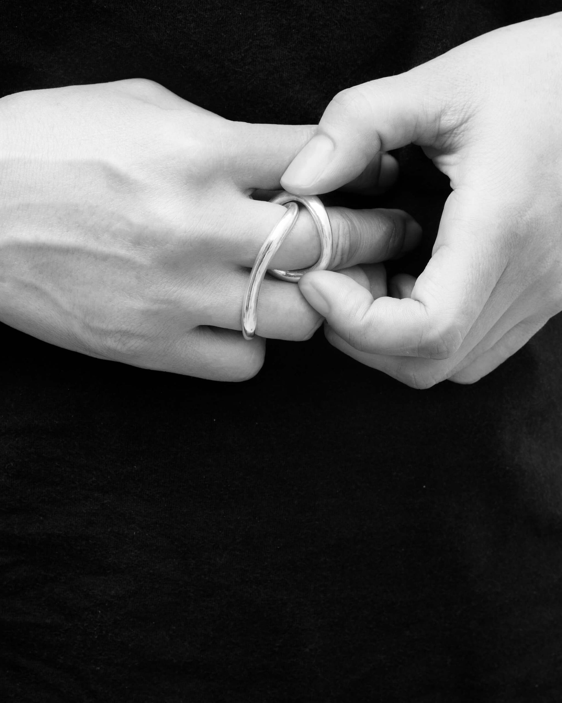 [NEW Special Early Sale Price] Two Finger Double Ring | 2504R101010