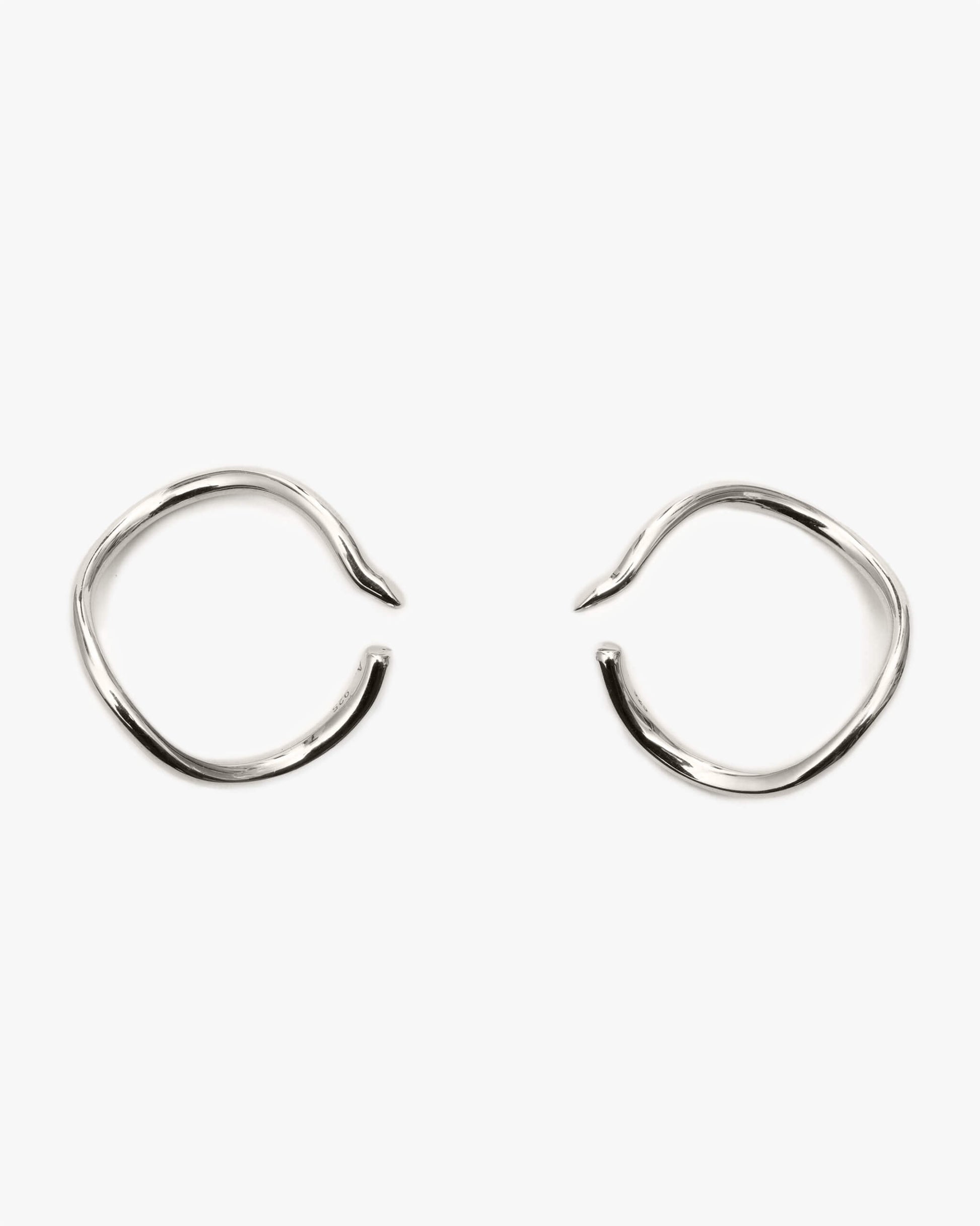 Hoop Ear Cuff | 1602C121010