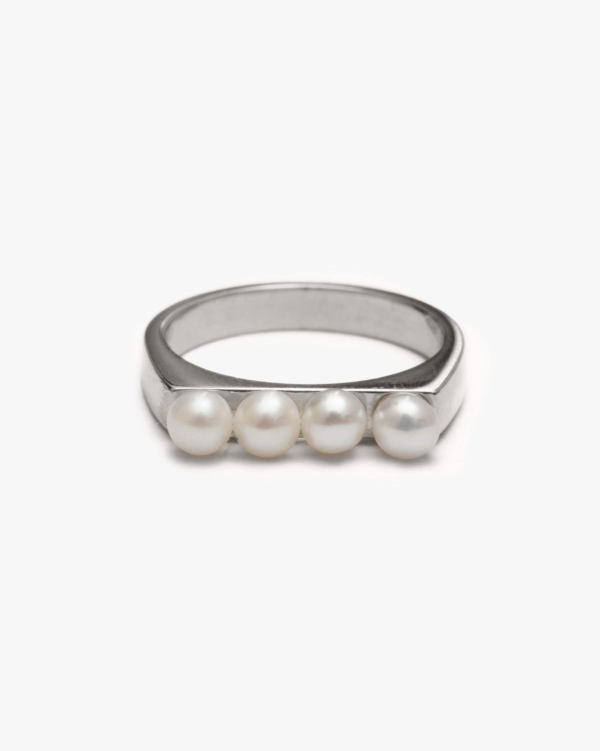 Pearl Pinky Ring | 1607P021010