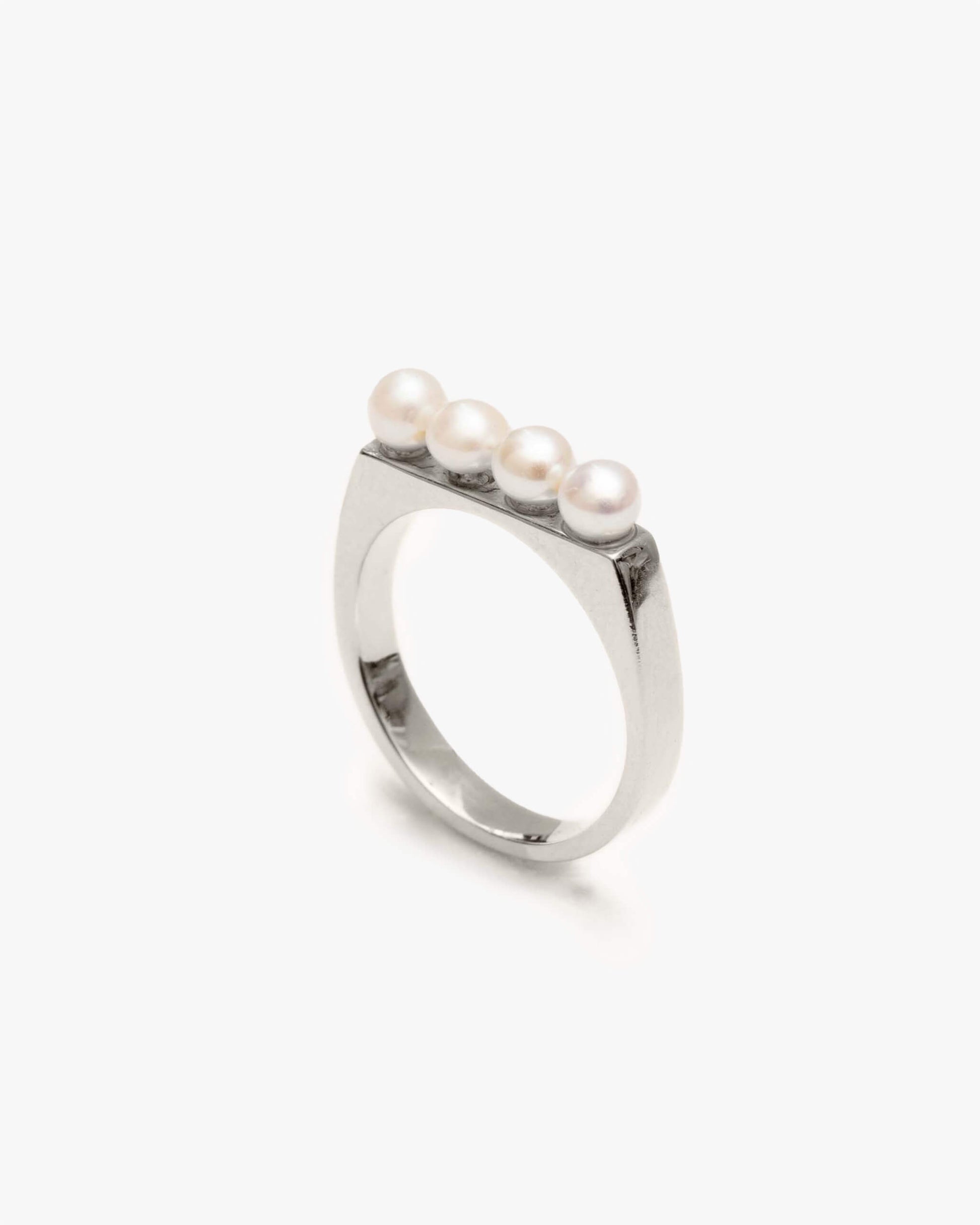 Pearl Pinky Ring | 1607P021010