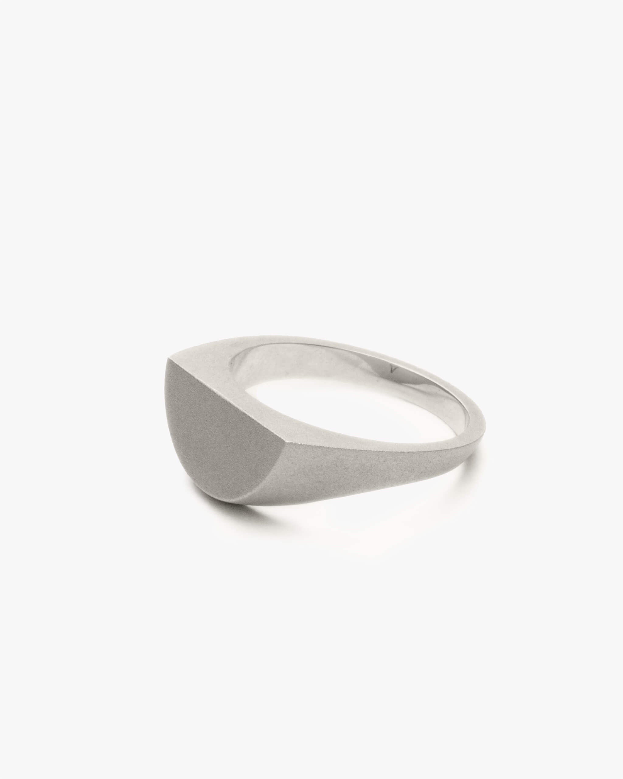 Half Signet Ring Mat | 1607R011010S