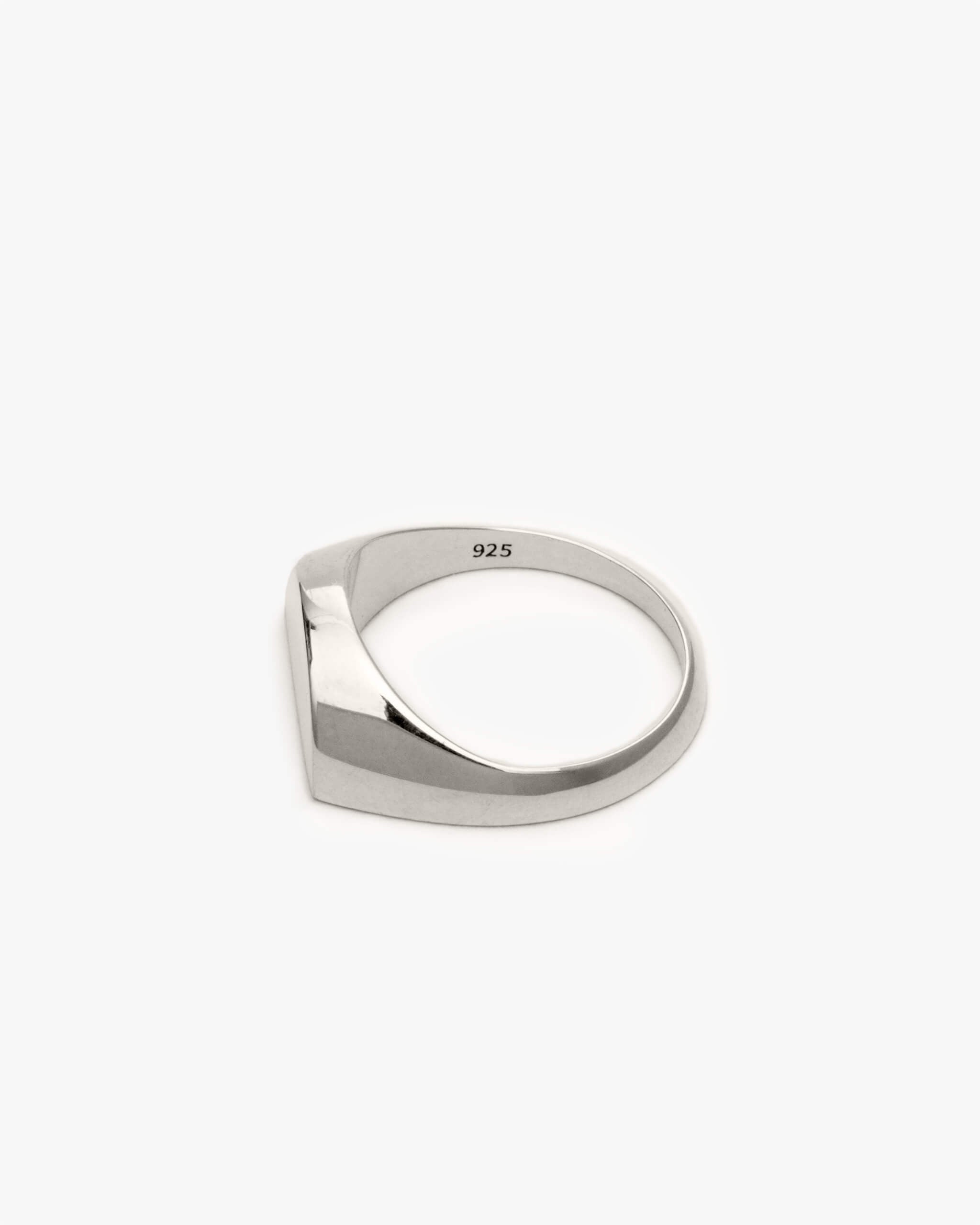 Half Signet Ring | 1607R011010L