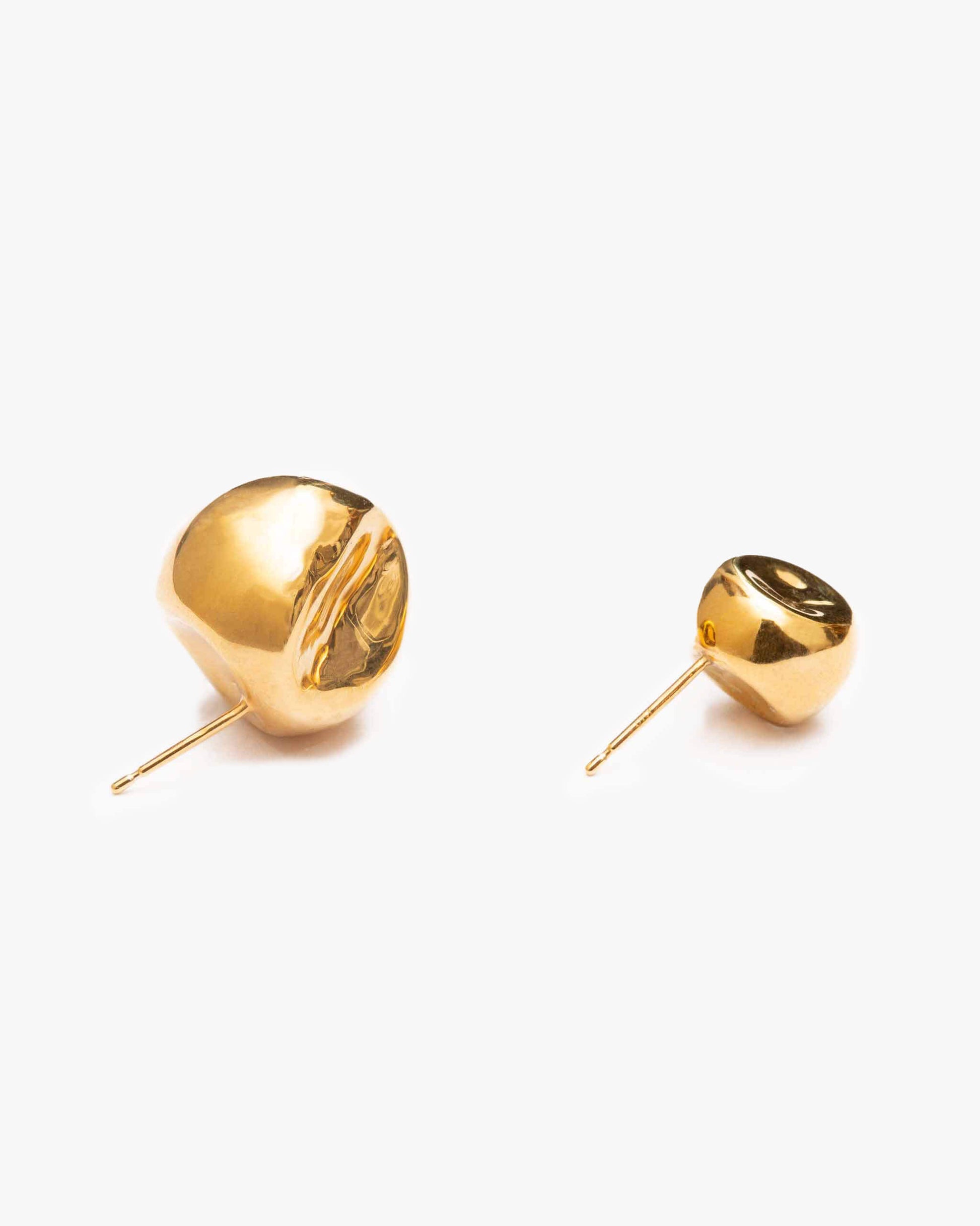 Crashed Ball Stud Earring | 2105E011020