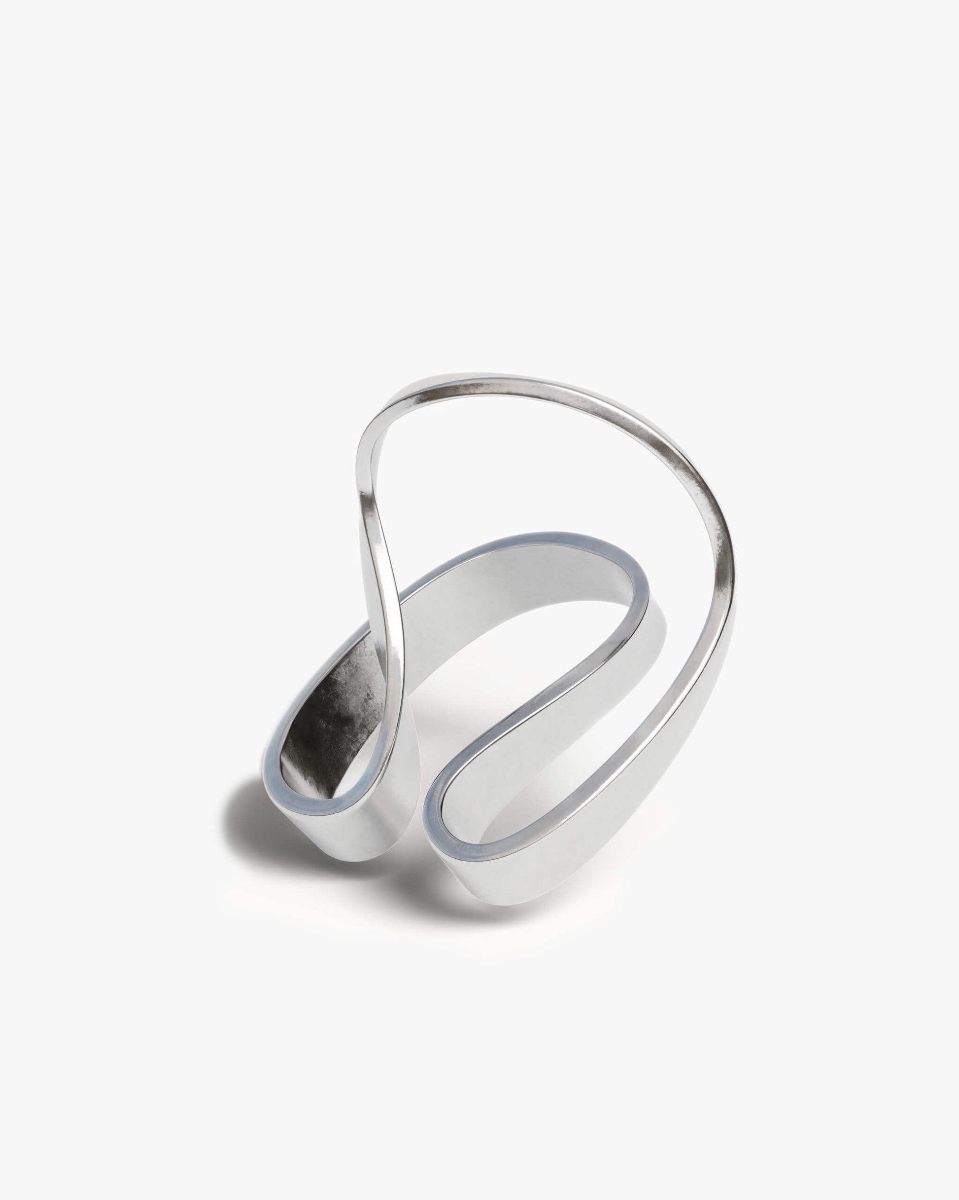 Ribbon Ear Cuff  | 2401C021010