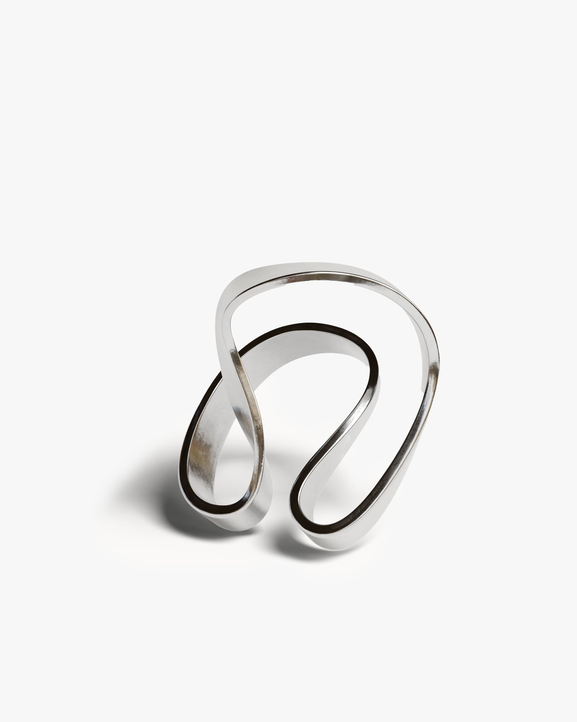 Ribbon Ear Cuff  | 2401C021010