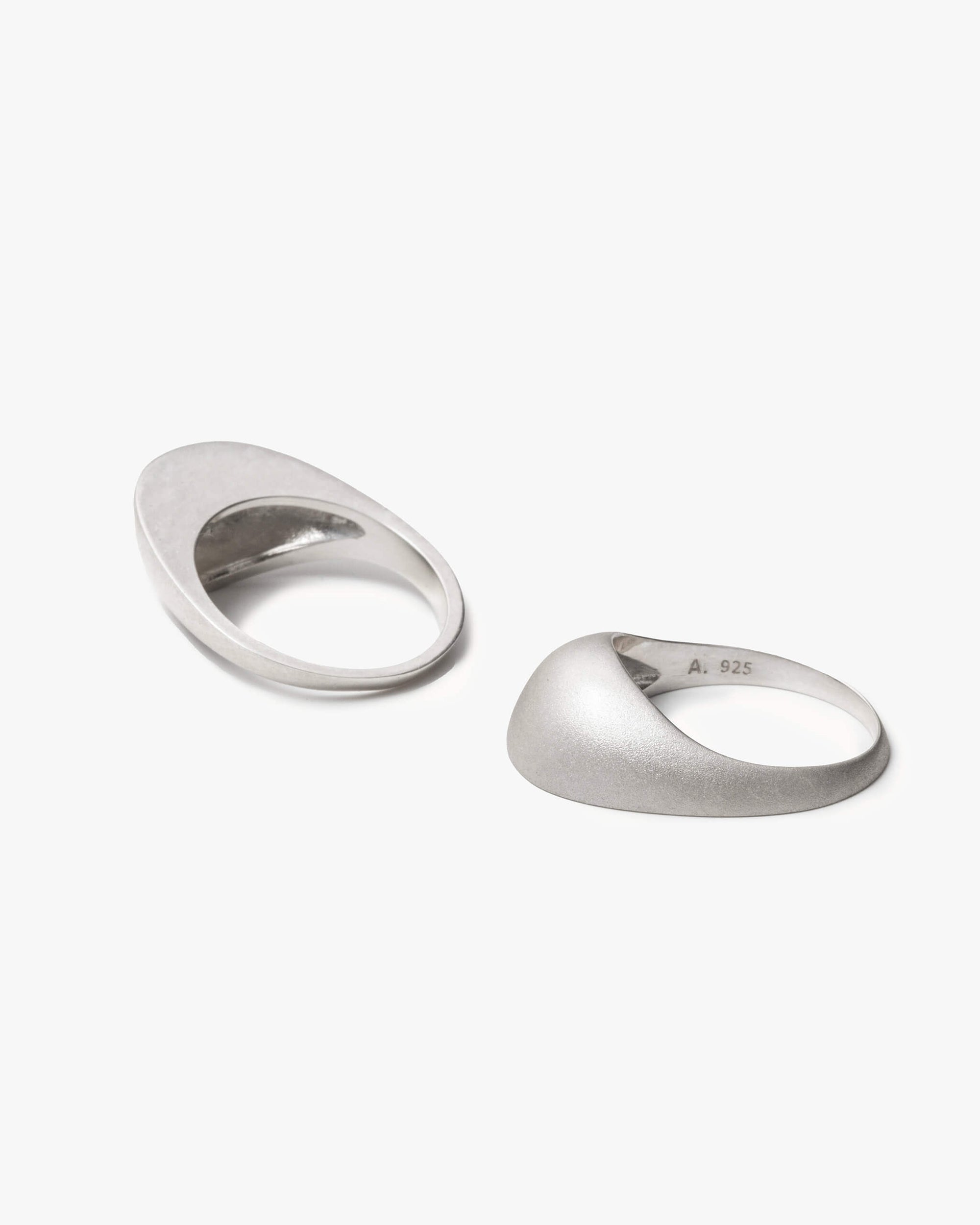 Half Oval Ring | 1607R081010L