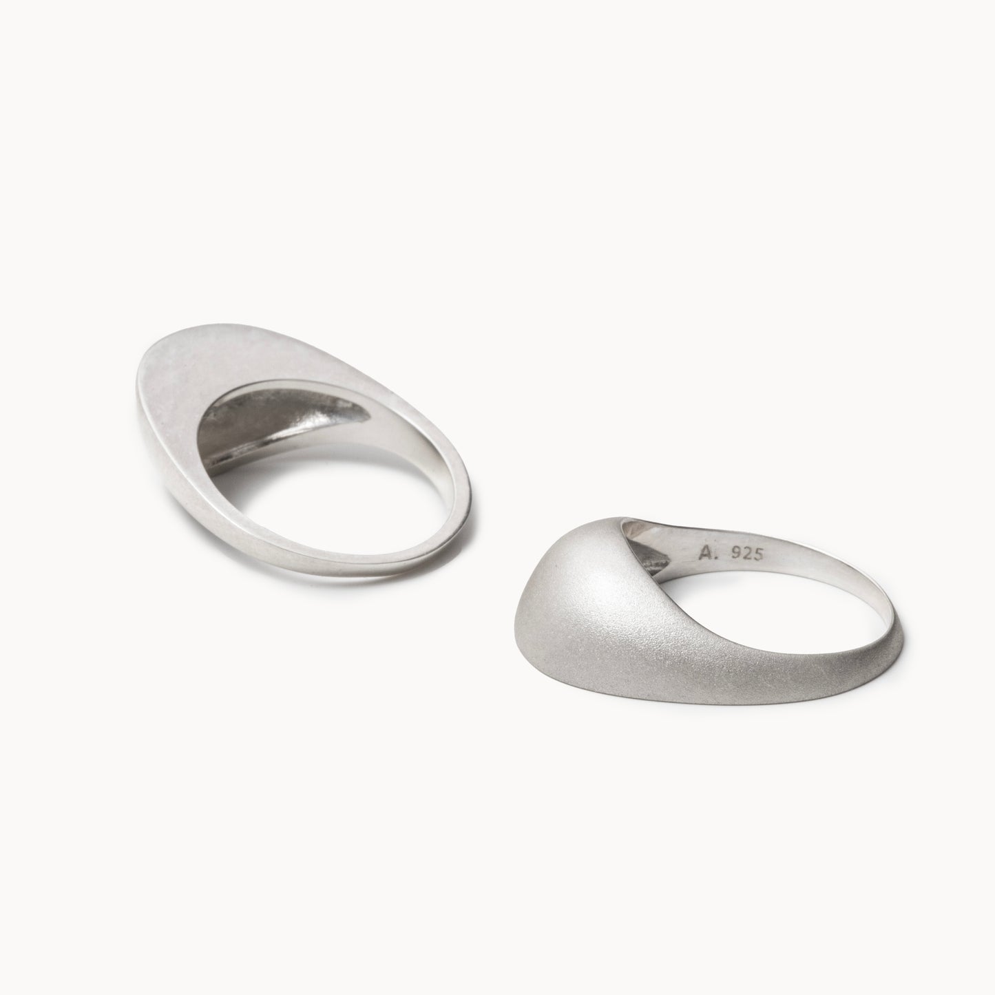 Half Oval Ring | 1607R081010L