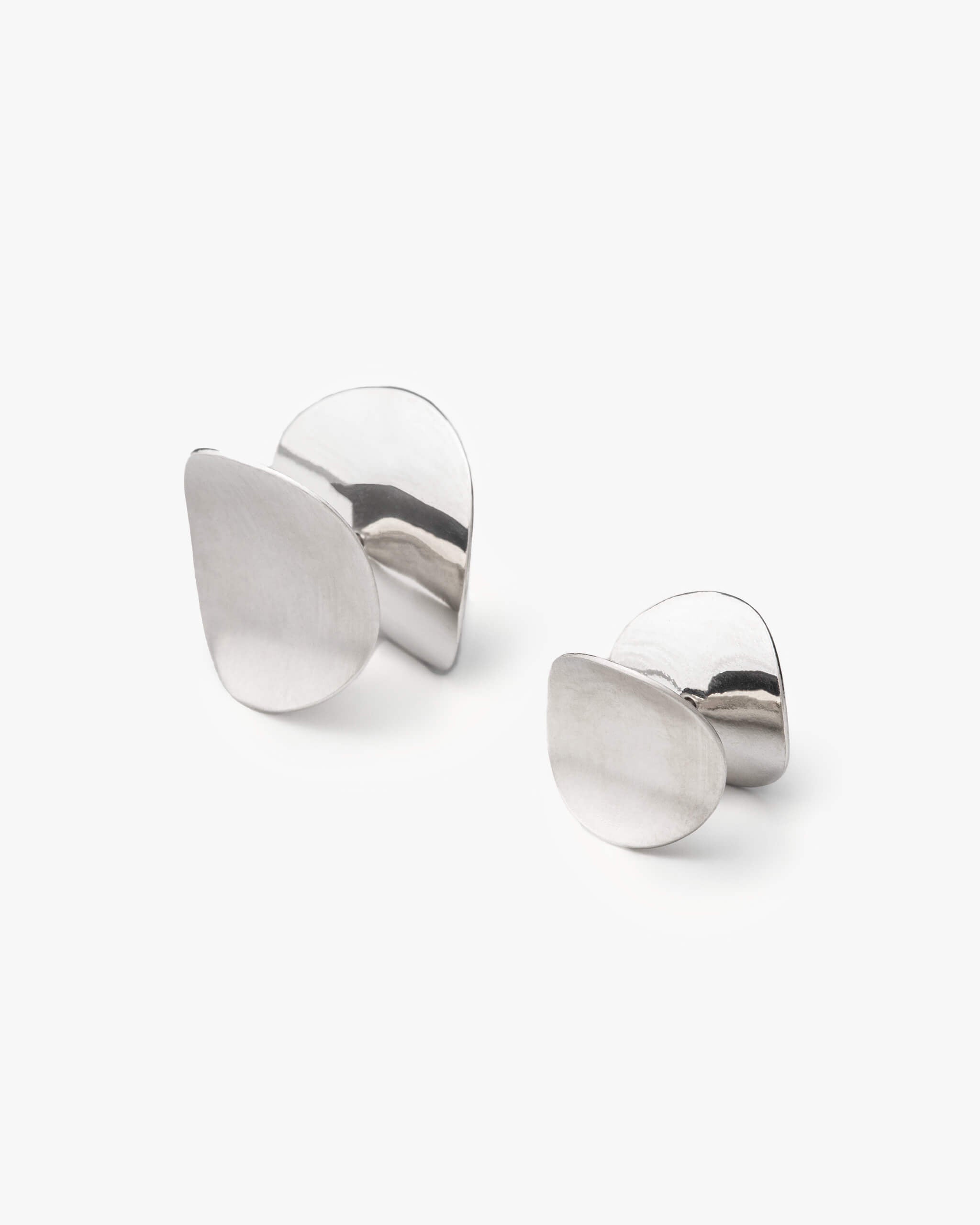 Curve Stud Earring L | 1801E051010S_1801E071010