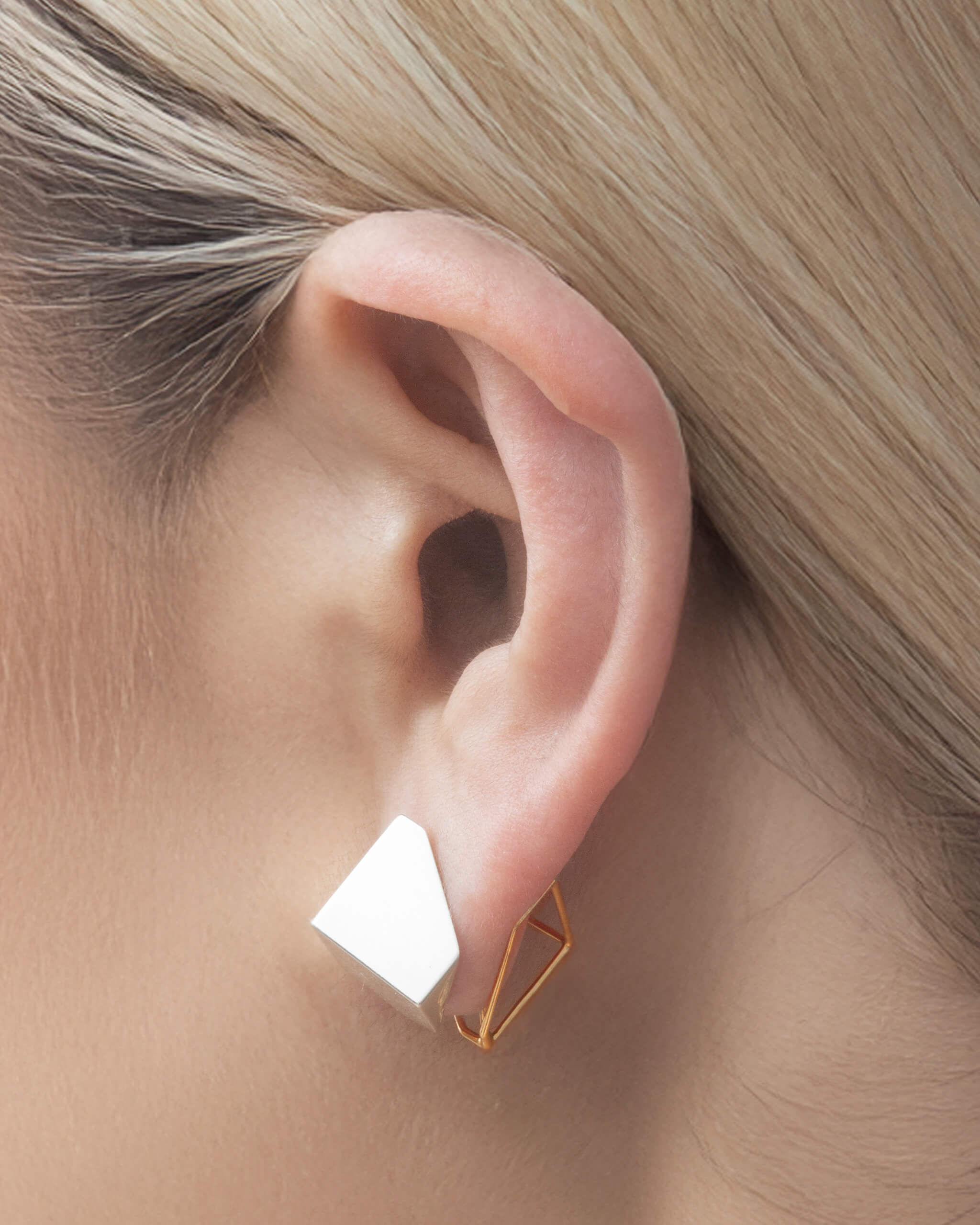 Bicolor CUBE Earring | 2302E021212