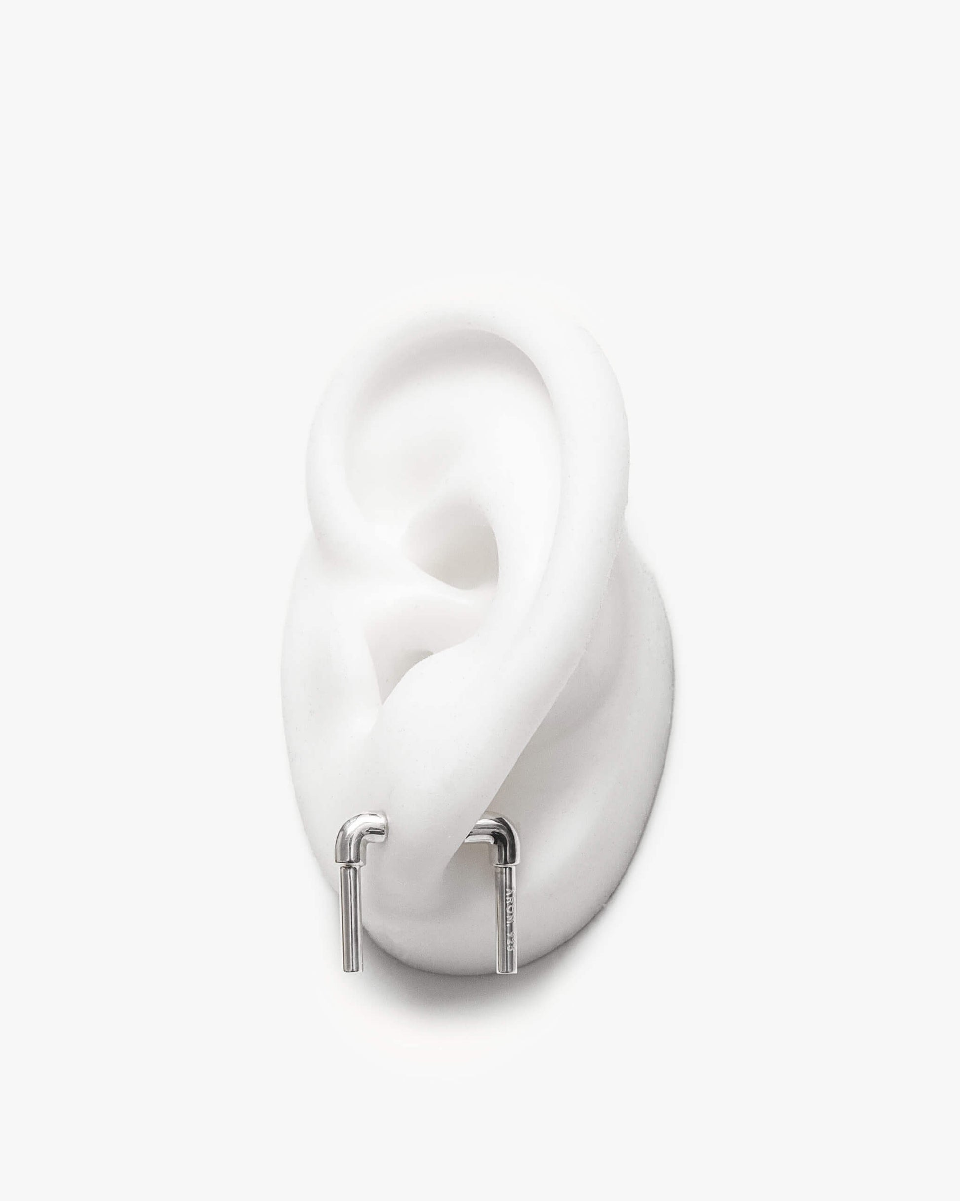 Water Pipe Earring | 2301E011010