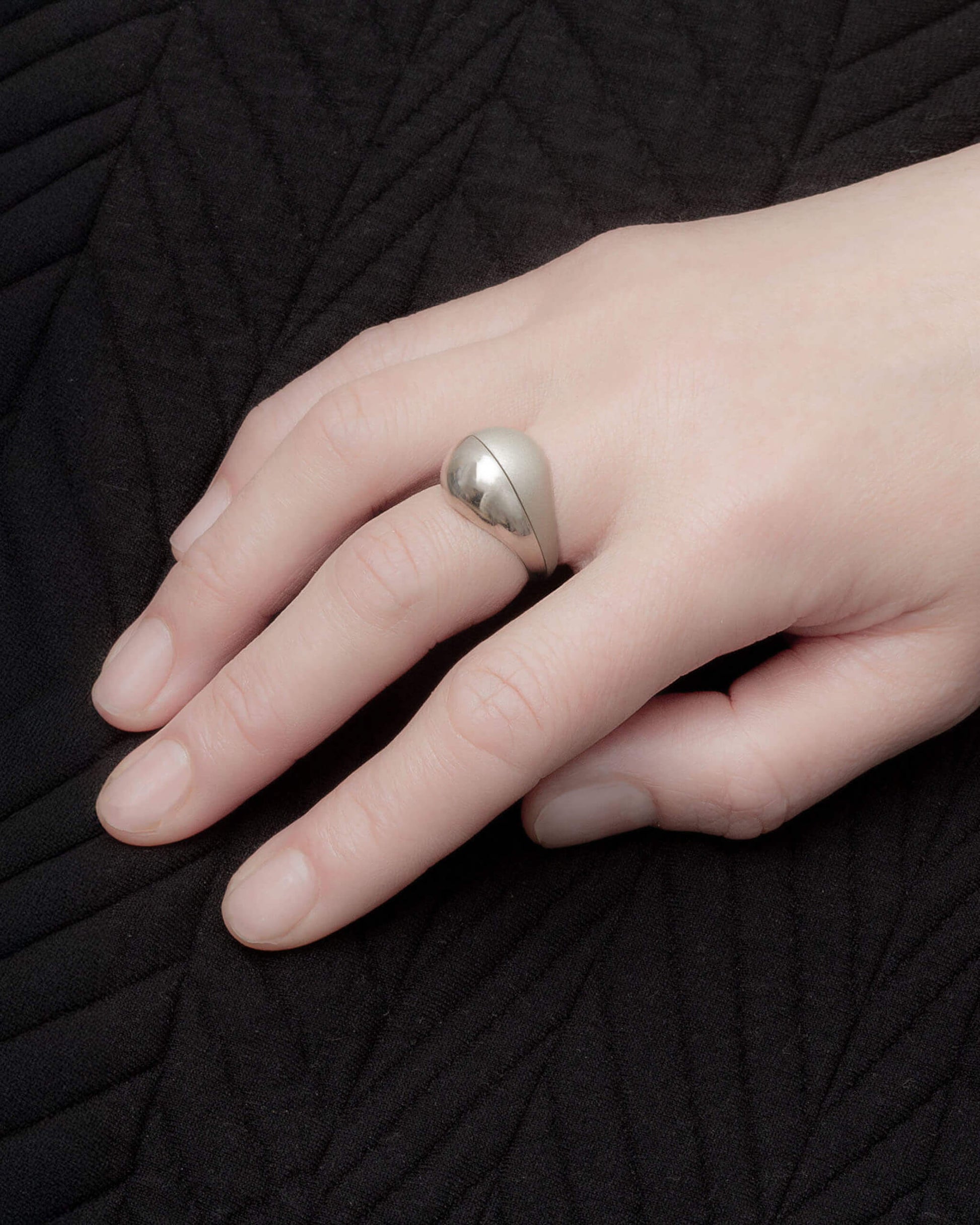 Half Oval Ring | 1607R081010L