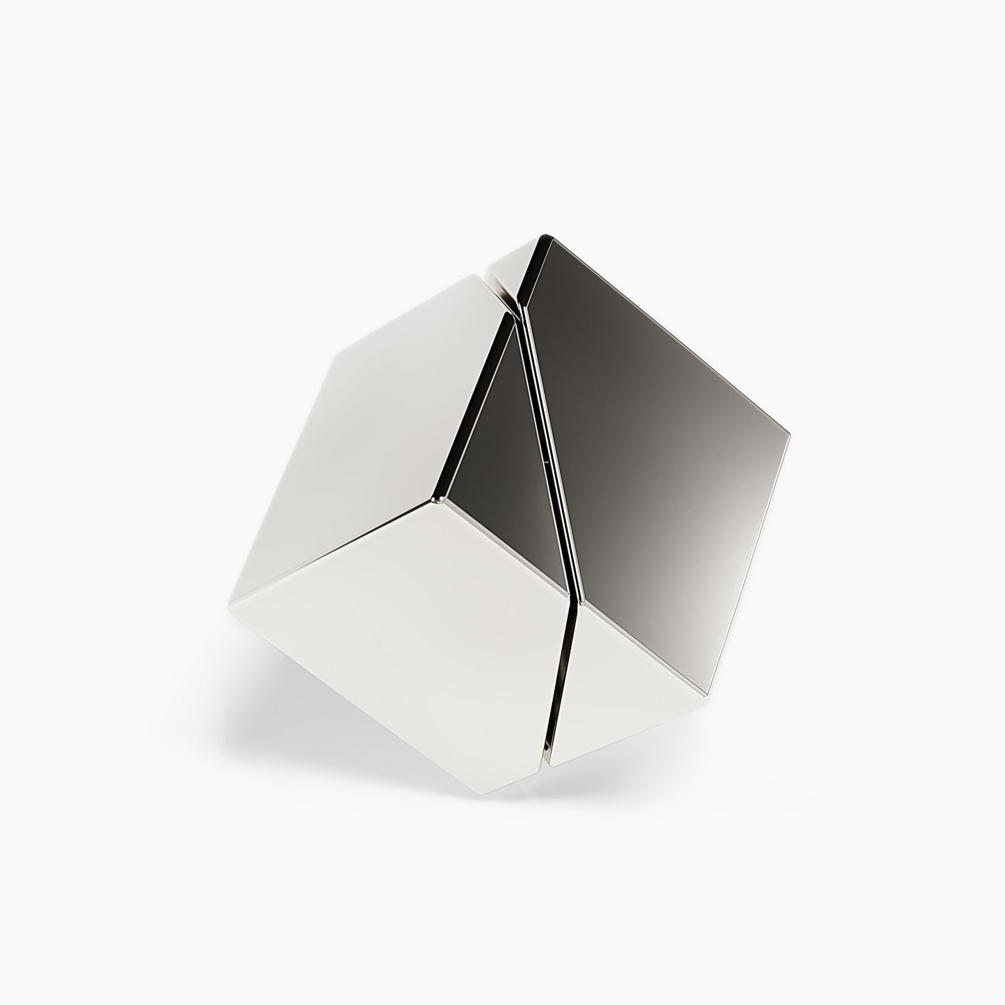 【NEW】Cube Earring | 2302E011010