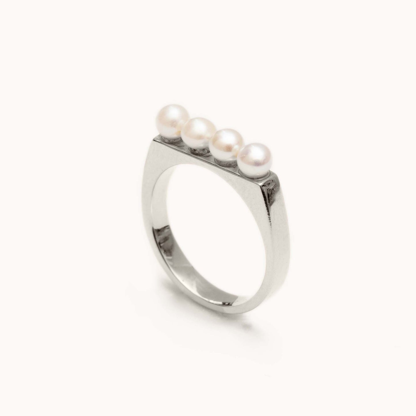 Pearl Pinky Ring | 1607P021010