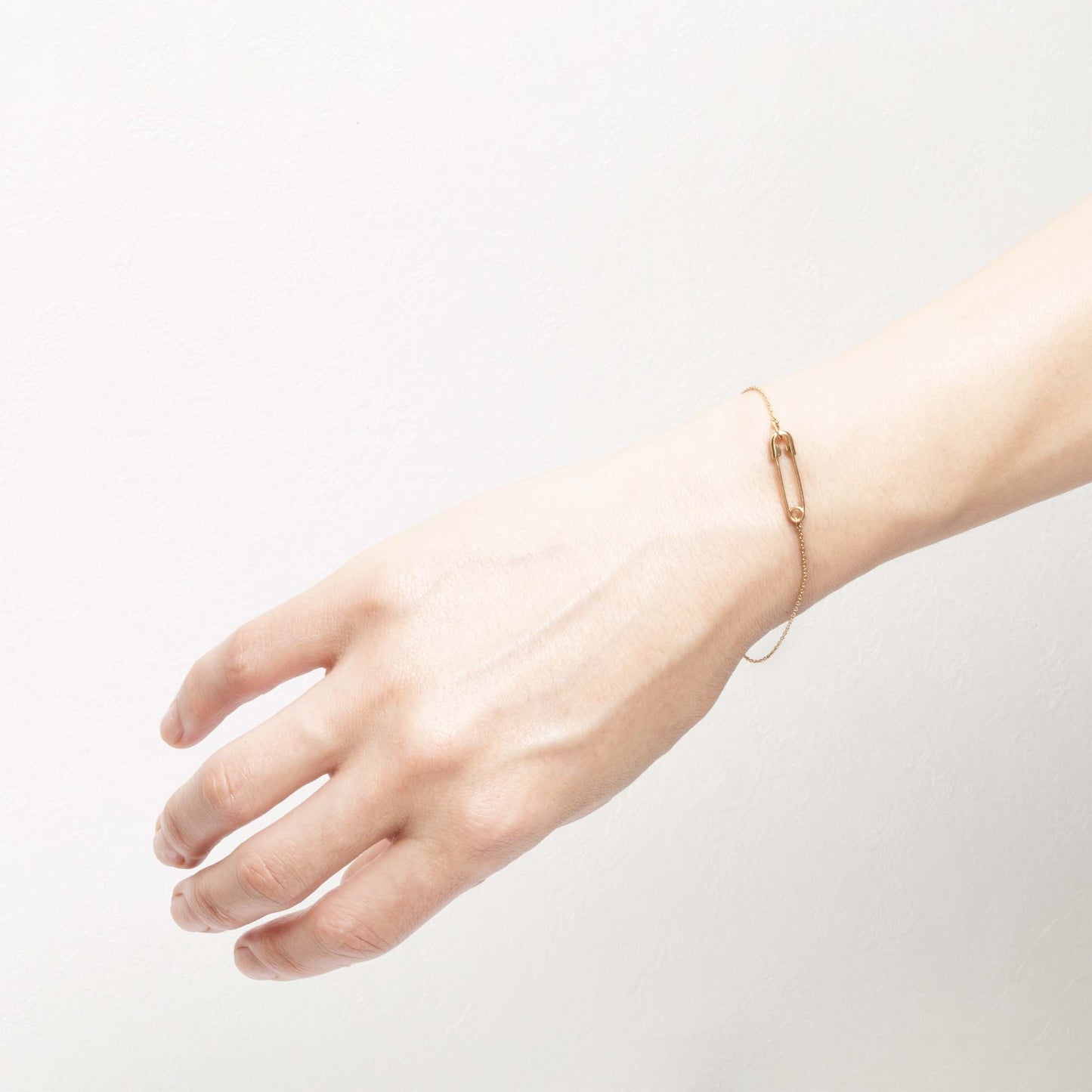 K18YG Safety Pin Bracelet | 1905B102020