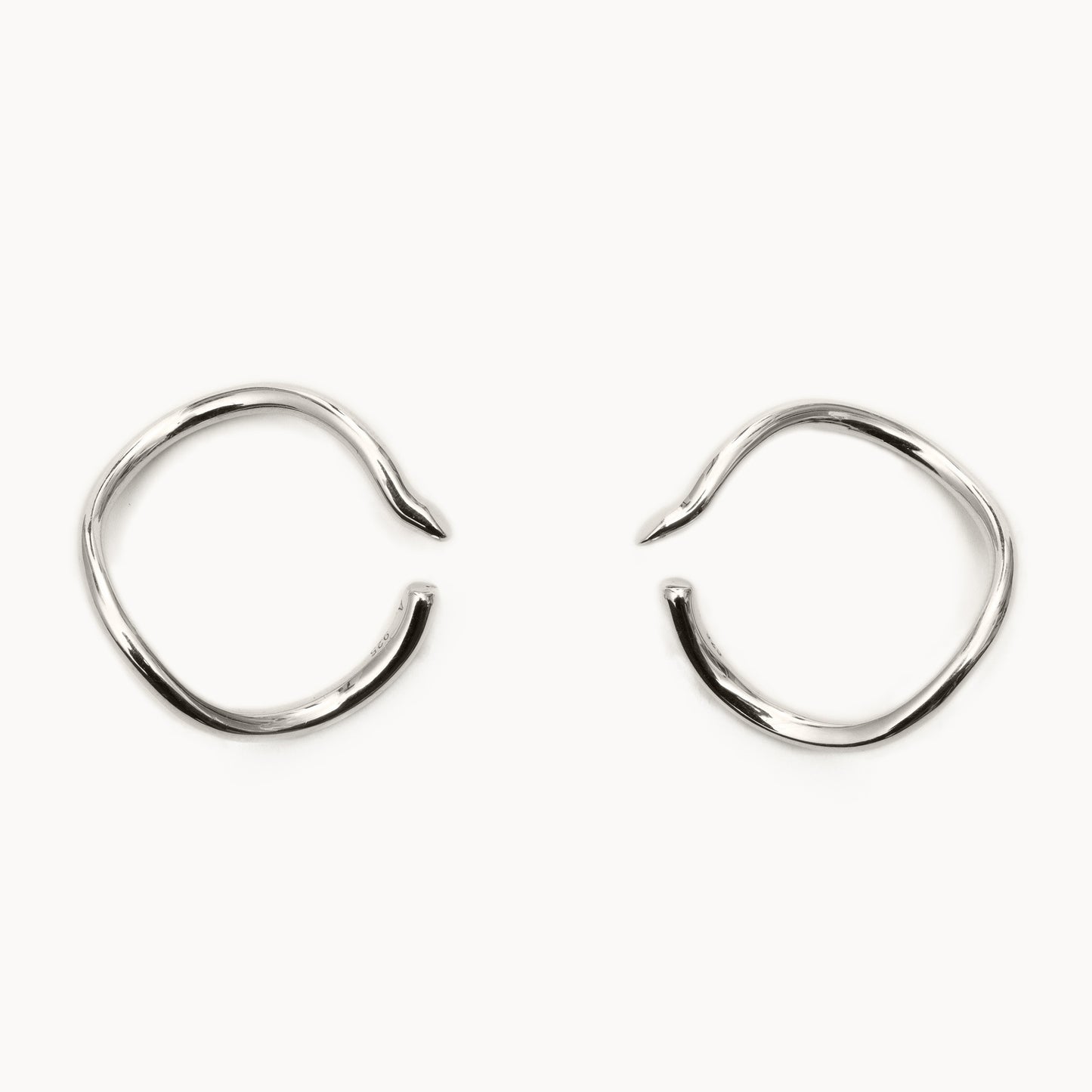 Hoop Ear Cuff | 1602C121010