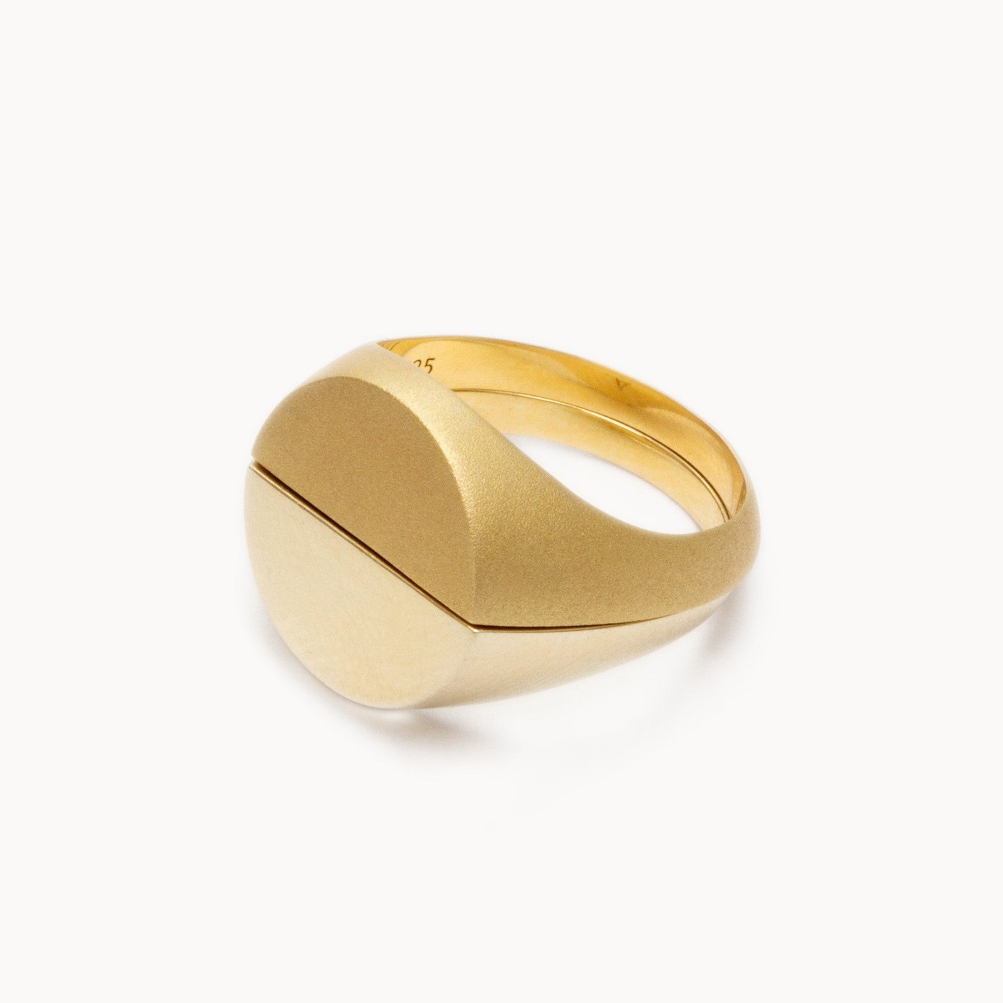 Half Signet Ring Mat | 1607R011020S